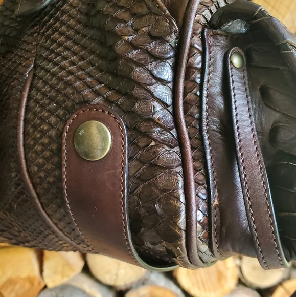 Chloe Textured Brown Shoulder Bag with Gold Accents - Picture 12 of 15